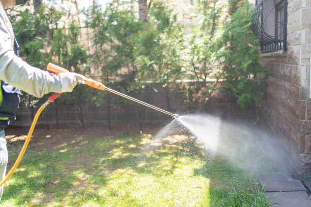  Newhall, IA Pest Control Pros